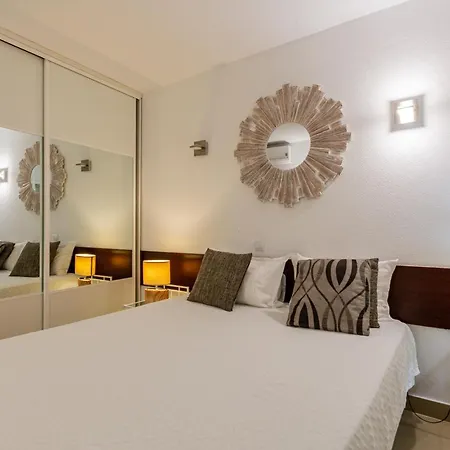 Beachfront Dos Aveiros *