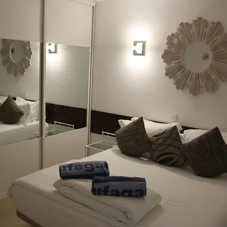Beachfront Dos Aveiros Apartment Albufeira