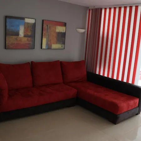 Beachfront Dos Aveiros Apartment