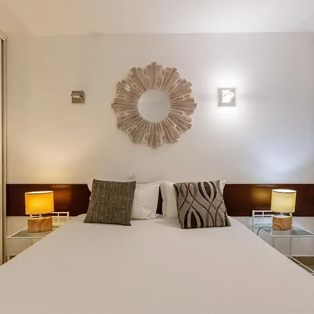 Beachfront Dos Aveiros 阿尔布费拉